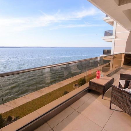 Lake Apartments Solid Mamaia Exteriör bild