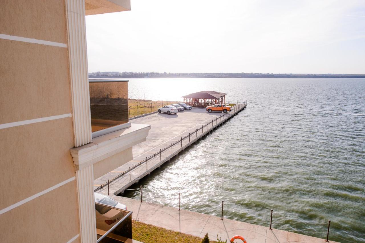 Lake Apartments Solid Mamaia Exteriör bild
