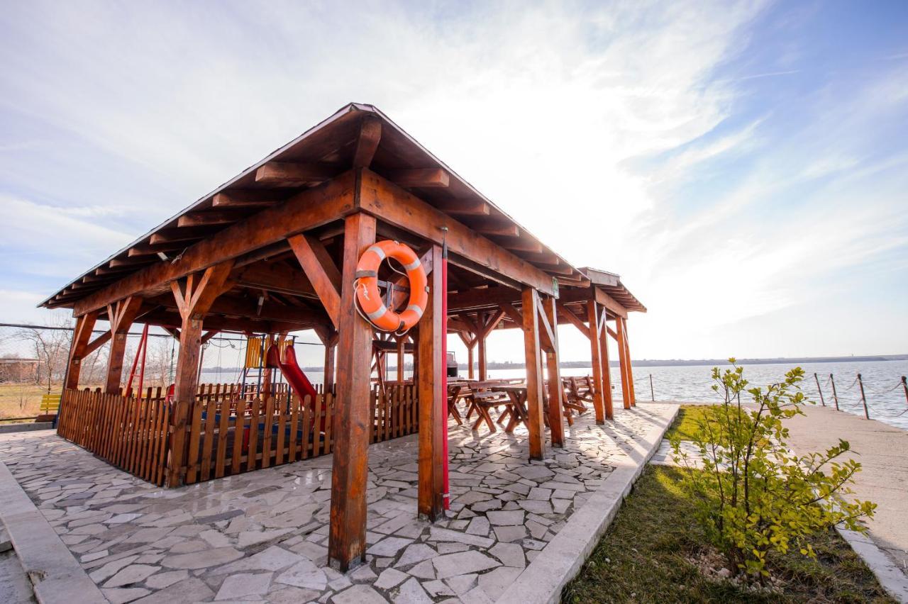 Lake Apartments Solid Mamaia Exteriör bild
